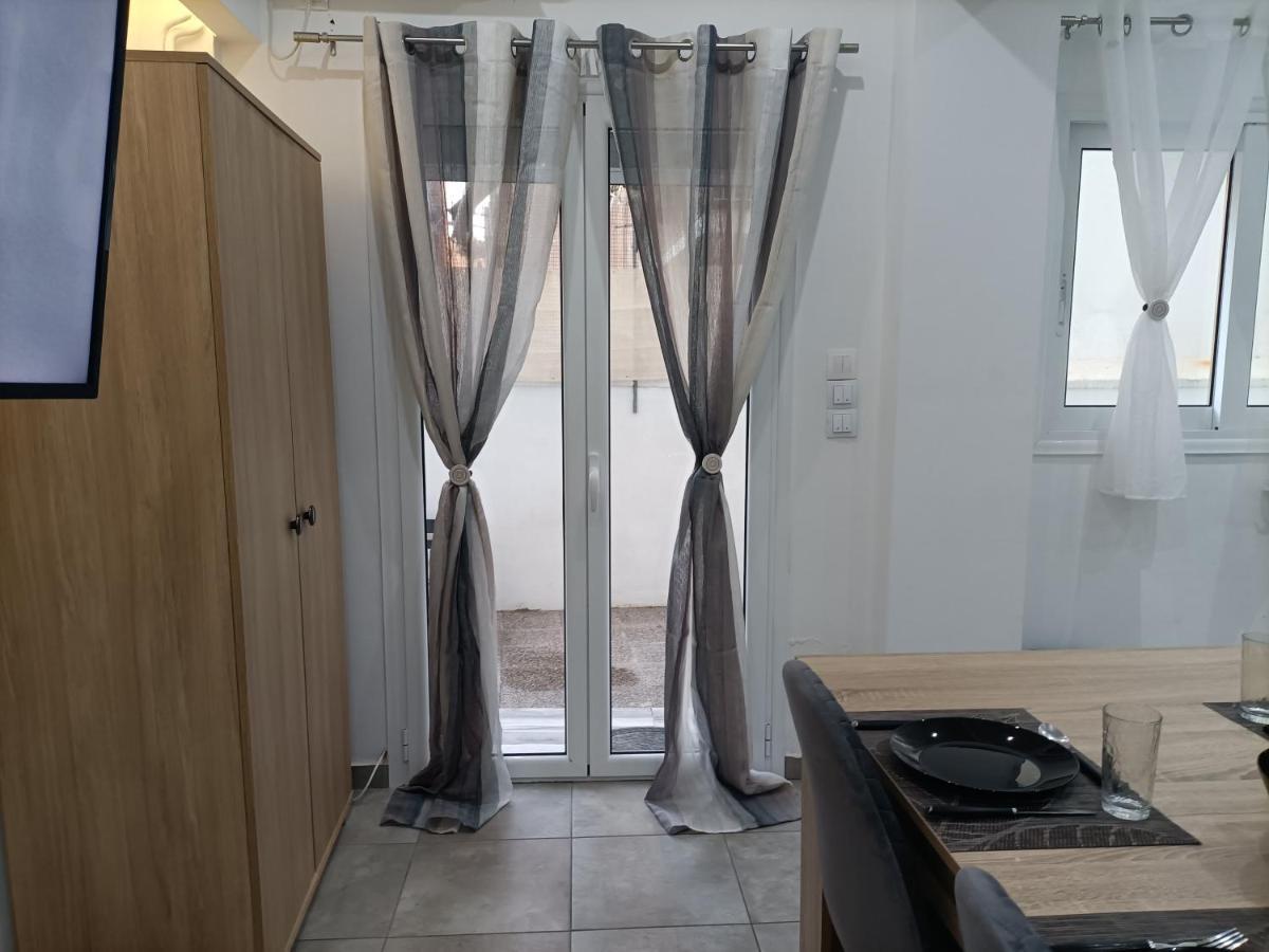 Travelers Tranquil & Chillout Apt Apartment Athena Bagian luar foto